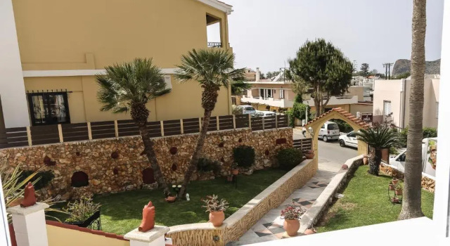 Студия Deluxe Heaven Apartments