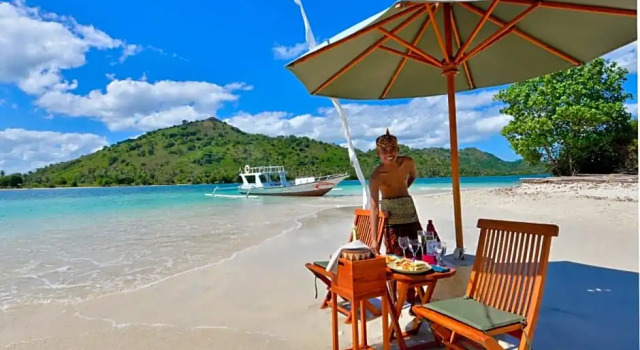 Вилла с 2 комнатами Cocotinos Sekotong, a Boutique Beach Resort & Spa