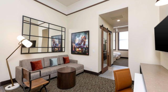 Homewood Suites by Hilton Indianapolis Downtown, Забронировать Отель Отели Индианаполиса 3 звезды, рядом с Виктори Филд, 3*