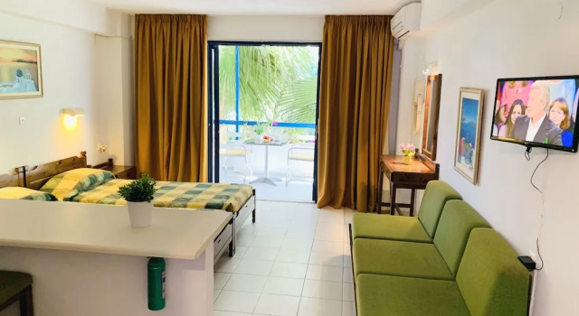 Студия Kassavetis Center - Hotel Studios & Apartments