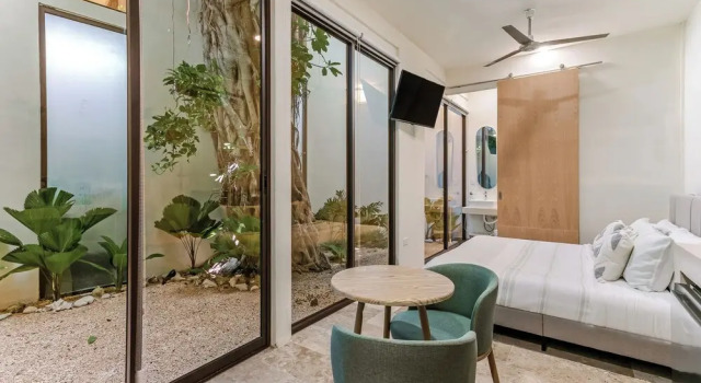 Люкс Comfort Florita 39 Boutique Hotel Breakfast & Beach Club Included