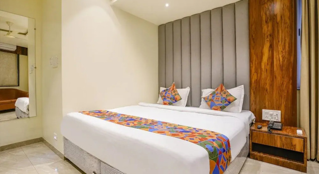 Люкс Luxury FabHotel Prime Majhali - Nr D-Mart 30M