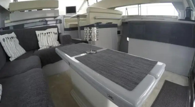 Beautiful and magnific yacht for 6 persons