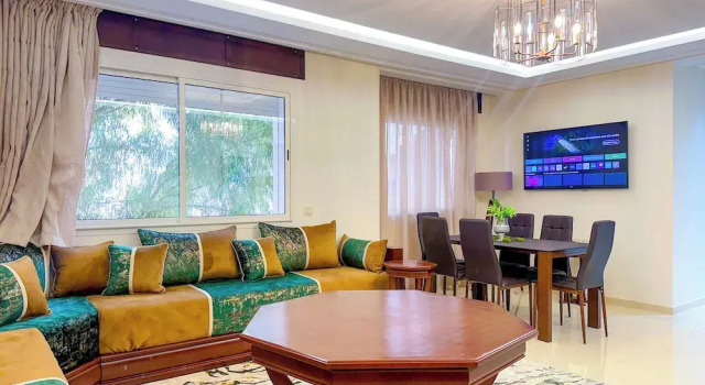 Апартаменты Luxury Luxoria home - 2 min to corniche