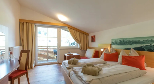 Одноместный номер Standard с балконом Hotel Salzburger Hof Leogang