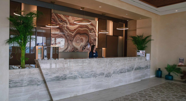 Almуros Beach Resort and Spa