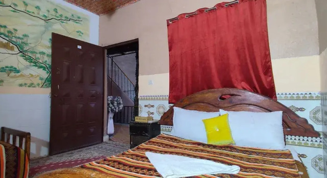 Prends ton temps, Varaa Hotelli Hotellit Souss-Massa-Draa uima-altaalla, Uima-allas