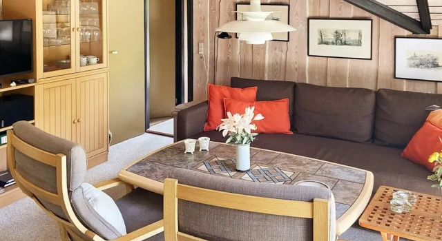 4 Person Holiday Home in Rodby, Book Hotel Hotels in Kramnitse with Parking, Parking