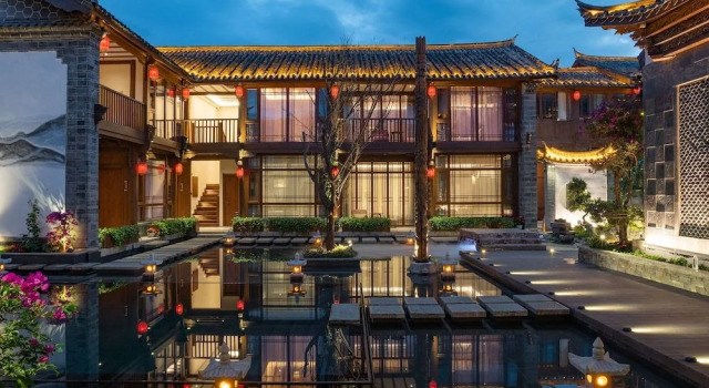 Lijiang Passing-Cloud Resort, Забронировать Курортный отель Курортные отели Лицзян, рядом с Guangbi Tower, Курортный отель