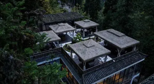 Qingjing Hostel, Boek Hostel Hotels in Chengdu met parkeren, Parkeren