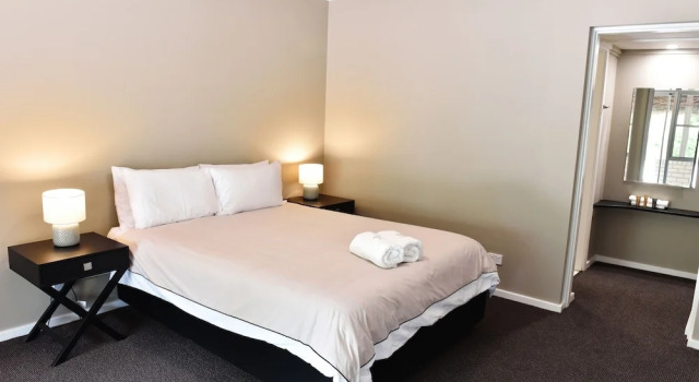 Номер Standard с 2 комнатами с балконом Dutchies Motel Nelson Bay & Dutchmans Beach Apartments