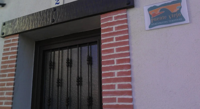 Apartamentos Puenteviejo