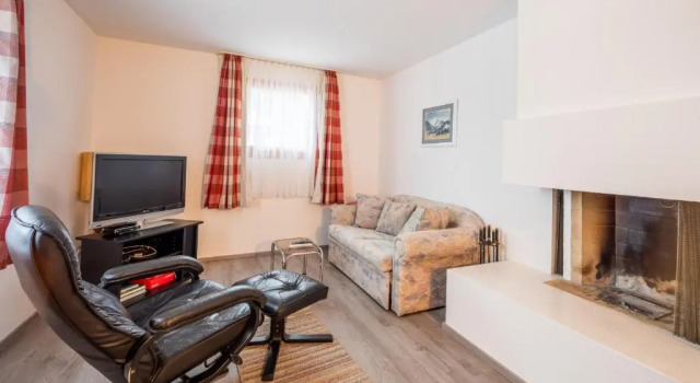Via Caglims F11, Buchen Sie Ferienwohnung Flims 