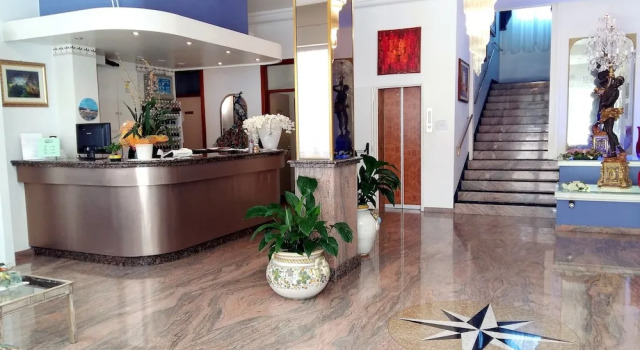 Hotel Alexander, Забронировать Отель Бибионе-Пинеда Венето