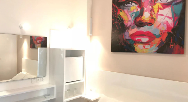 Одноместный номер Standard Diana Hotel