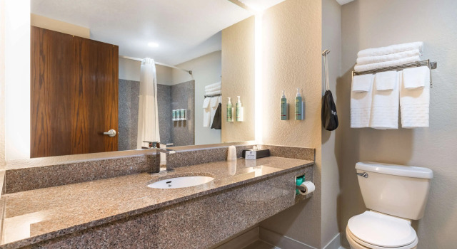 Четырёхместный номер Standard Best Western Prime Inn & Suites