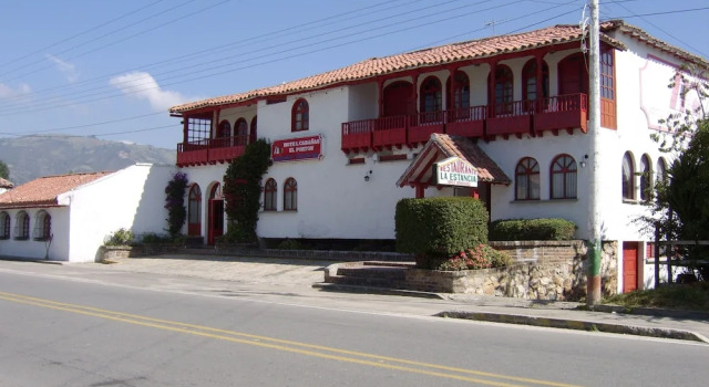 Hotel Casa Blanca, Book Hotel Hotels in Paipa with a Pool, Swimming Pool
