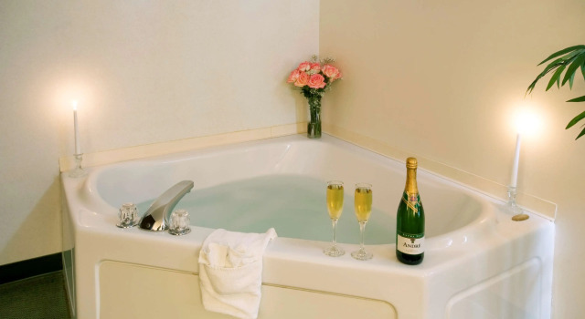 Люкс Americas Best Value Inn - Gaylord