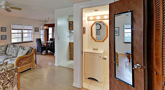 3br/2ba Seaside - 600 Feet From The Beach - Sleeps 6 3 Bedroom Home, Забронировать Дом для отпуска Виллы Saint Augustine Area, Вилла
