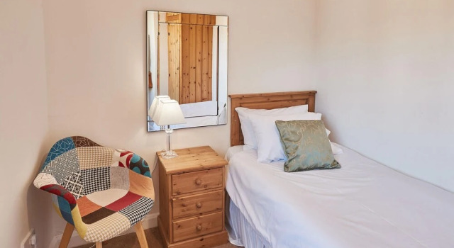 Host Stay Kibbletree Cottage, Varaa Lomakoti Mökit kohteessa Merseyside, Mökki