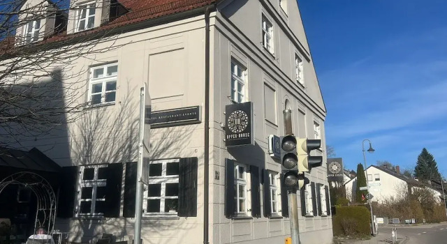 Upper-House, Varaa Hotelli Hotellit Baijeri pysäköinnillä, Pysäköinti