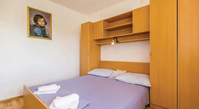 Nice Home in Senj With Wifi and 2 Bedrooms, Prenota Hotel Segna 