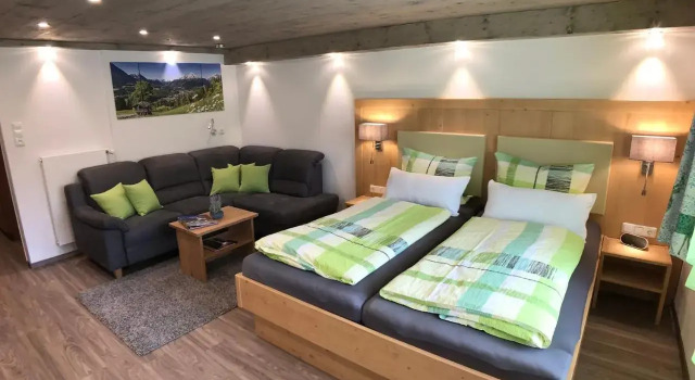 Gstehaus Amort Ferienwohnung, Varaa Hotelli Hotellit Baijeri pysäköinnillä, Pysäköinti