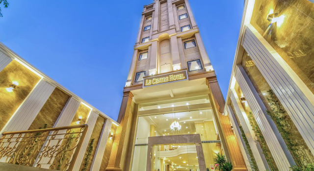 Le Centre Hotel, Varaa Hotelli Hotellit Gia Lai aamiaisella, Aamiainen