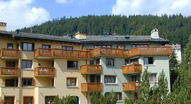 Ludains 6, Book Hotel Hotels in Grisons with Parking, Parking