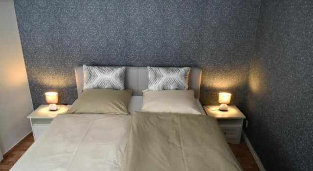 Ferienwohnung am Schlosspfad, Prenota Appartamento Hotel a Garz con parcheggio, Parcheggio