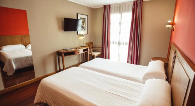 Семейный номер Standard Hotel El Sella