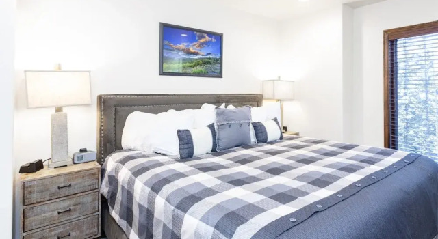 Номер Standard Ridgepoint at Deer Valley Resort - Three Bedroom with Hot Tub #124 3 Condo