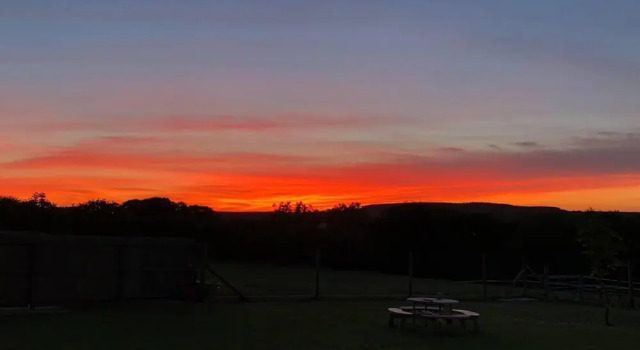 Номер Standard Crooked Oaks Bell Tent Glamping in North Devon