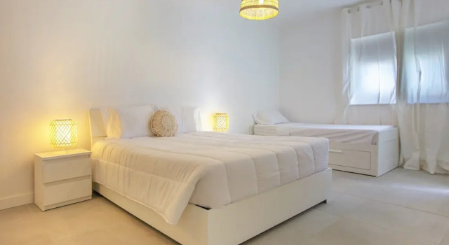 Sun Lovers Hostel, Prenota Ostello Centro di Albufeira Albufeira, vicino a Torre dell'Orologio