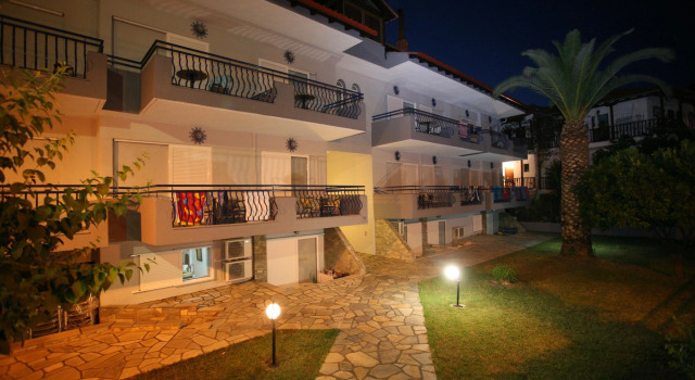 Royal Hotel and Suites, Reserva ahora Hotel Polychrono Kassandria