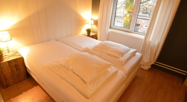 Cozy Holiday Home in Oisterwijk with Private Garden, Buchen Sie Ferienhaus Oosterwijk Nordbrabant