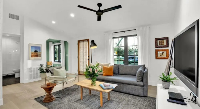 New! Gorgeous Modern Luxury Casita Near Main St!, Забронировать Отель Фредериксберг Texas Wine Country, рядом с Театр Rockbox