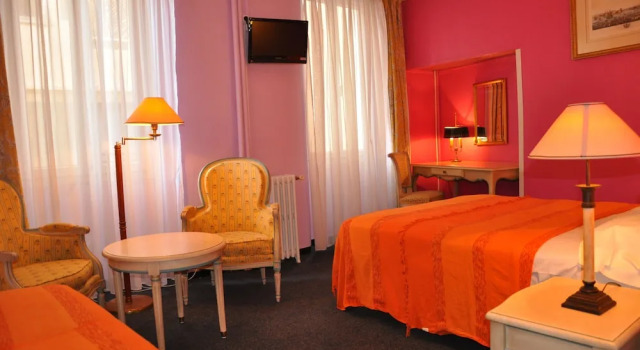 Трёхместный номер Superior Hotel Moderne
