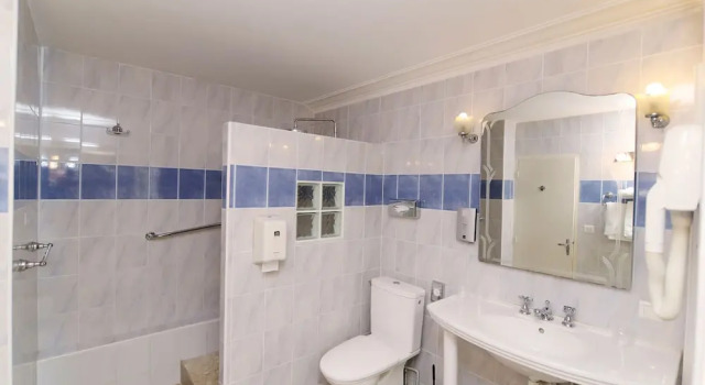 Трёхместный семейный номер Standard Charming Hôtel - Les Pasteliers