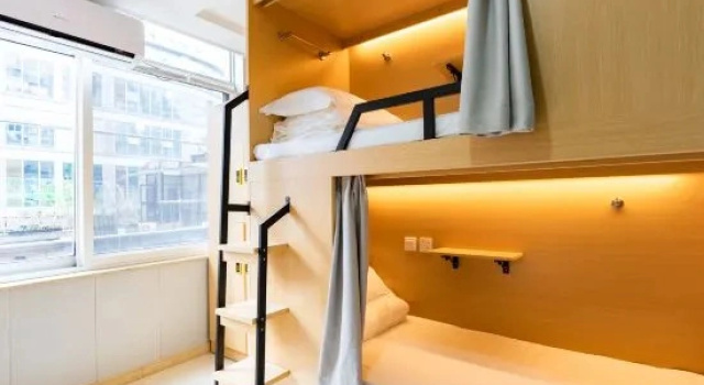 Кровать в общем номере (мужской номер) Shanghai Koala International Youth Hostel