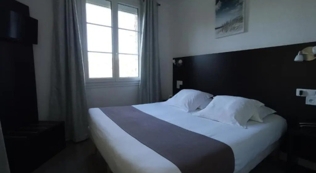 Семейный номер Standard с видом на сад Logis Hotel Le Relais De La Poste Restaurant Le Fil du Temps
