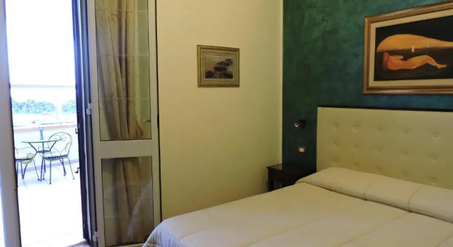 Двухместный номер Standard с балконом и с видом на море B&B Aquila Reale