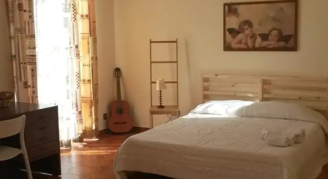 Roma Attic, Book Hotel Hoteller i Capaci med parkering, Parkering