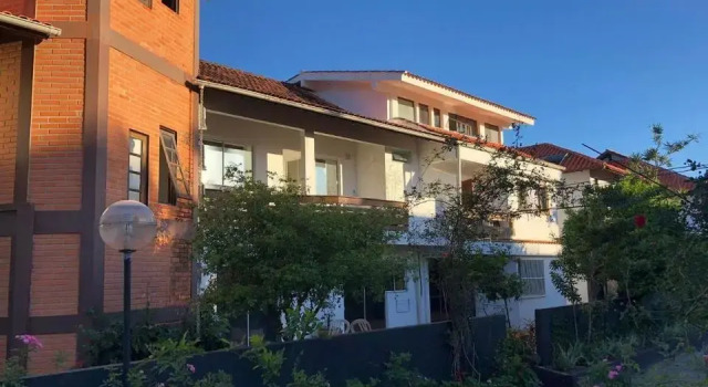 Suites Jurere Internacional