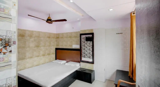 Mis Fila  by OYO Rooms
