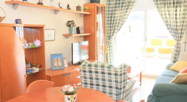 Apartamento Amueblado Gusto Para 6 Personas en Cambrils, Забронировать Апартаменты/квартира Отели El Baix Camp с бассейном, Бассейн