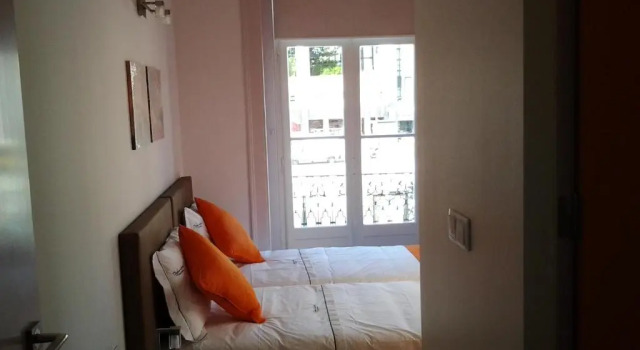 Inn-Chiado Restauradores Prime Suites, Забронировать Отель Санта-Мария-Майор Лиссабон, рядом с Money Museum