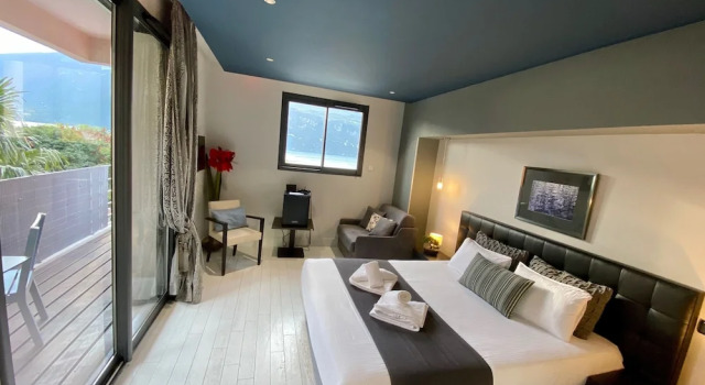 Двухместный номер Comfort с балконом и с видом на озеро Les Suites du Lac