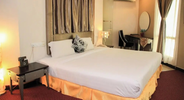 Двухместный люкс Executive (без окна) Shervinton Executive Boutique Hotel