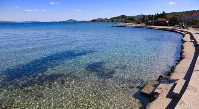 Apartmani Erna, Book Apartment Banj Pasman Island